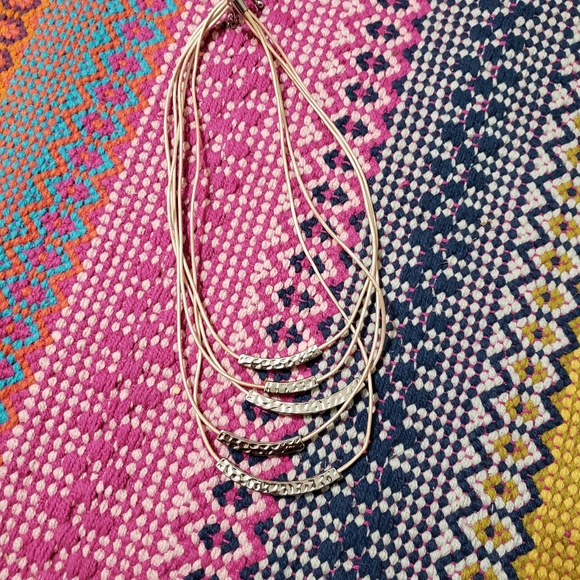 Lia Sophia layer necklace hammered metal - Picture 5 of 5